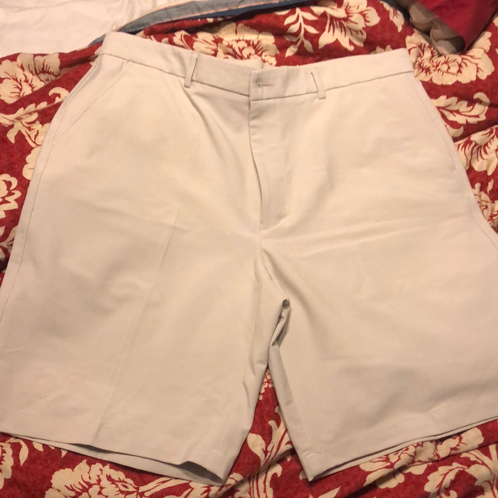 Golf shorts